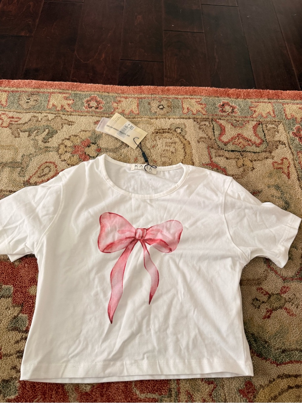 Kaii White Short Sleeve Tee with Pink Bow Graphic